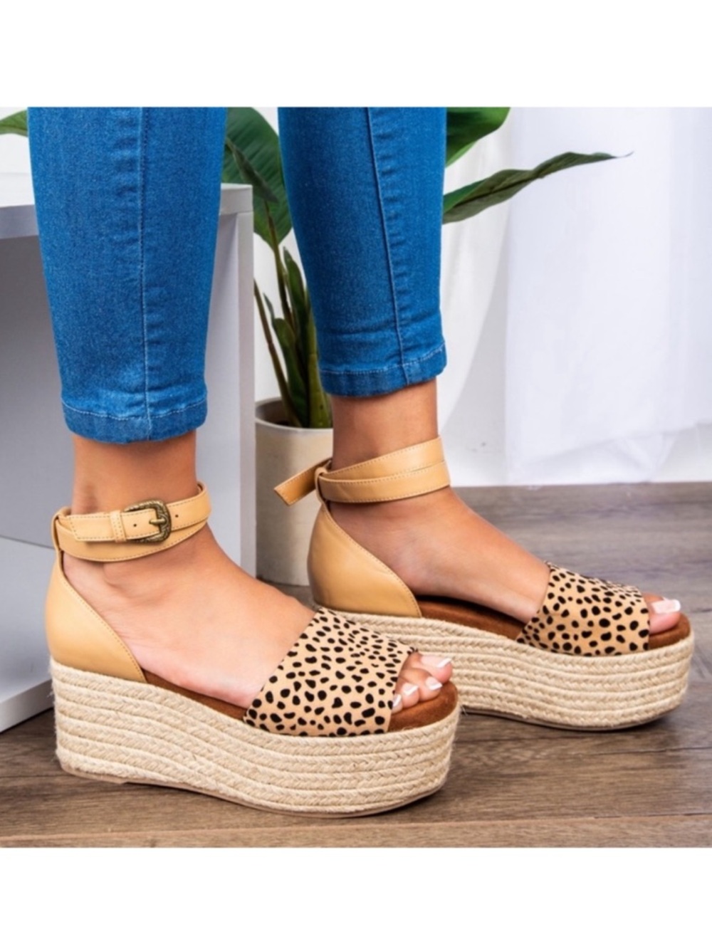Sandals Tan leopard print espadrille platform wedge heels
